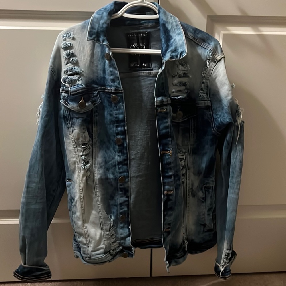 Tick Jean jacket never used, only tried on.